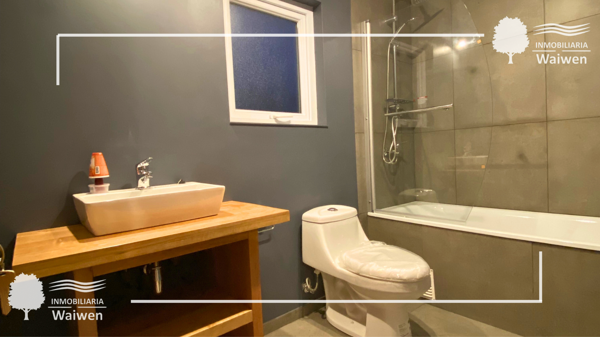 Alihuen Model - Image 13